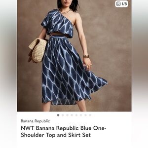 NWT Banana Republic skirt set size Medium